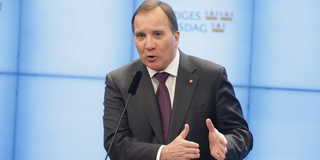 Stefan Löfven presenterade under fredagen ytterligare pandemirestriktioner. (Foto: TT)