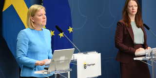 Finansminister Magdalena Andersson (S) och biträdande finansminister Åsa Lindhagen (MP).