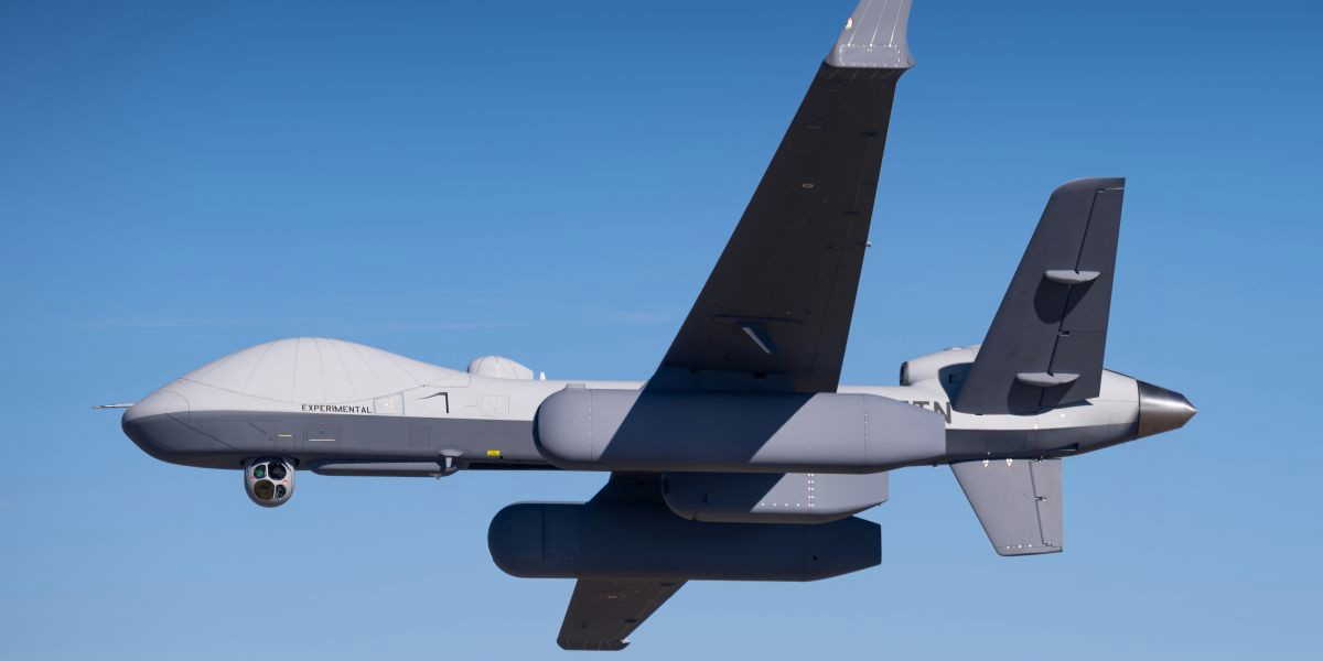 Saab Loyaleye AEW-radar tillsammans med det fjärrstyrda flygplanssystemet MQ-9B från GA-ASI vid den framgångsrika testflygning som gjorts i Kalifornien.