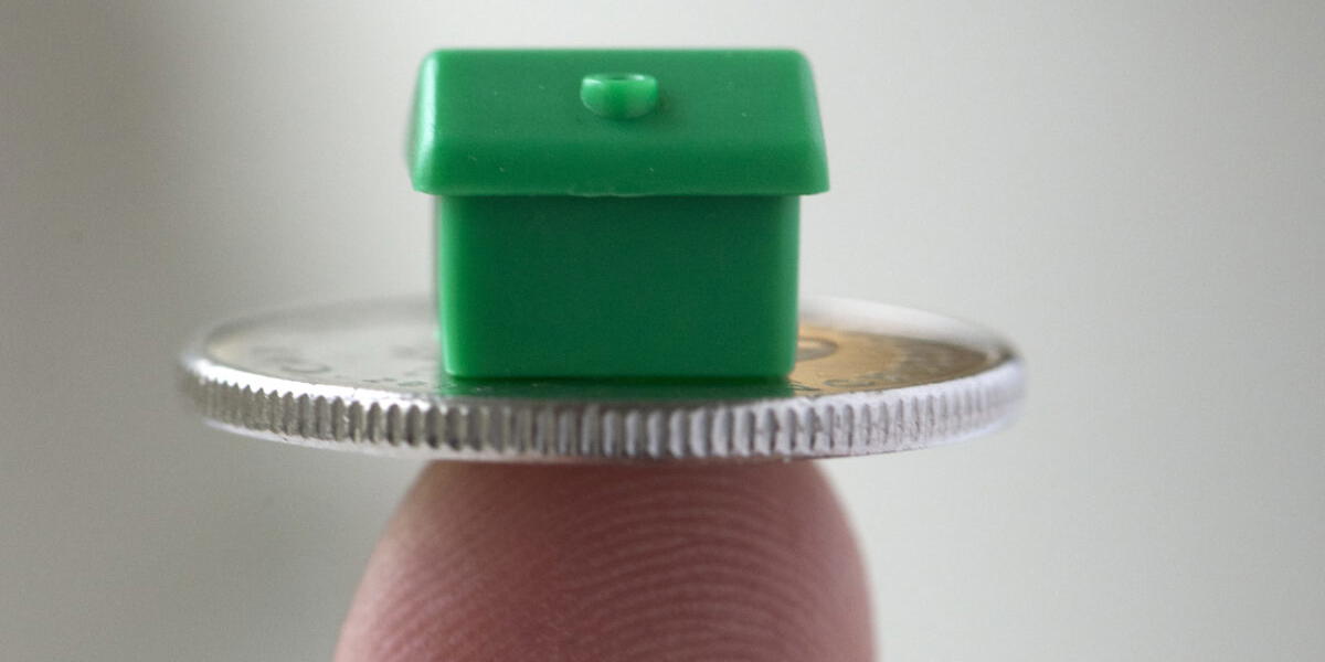 ”En väldigt viktig grej kring försäkringar är att du ska försäkra det som du inte har råd att förlora”, säger Moa Langemark på Finansinspektionen. Arkivbild.