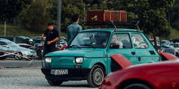 60 000 italienare duckar superskatt med polska reg-skyltar