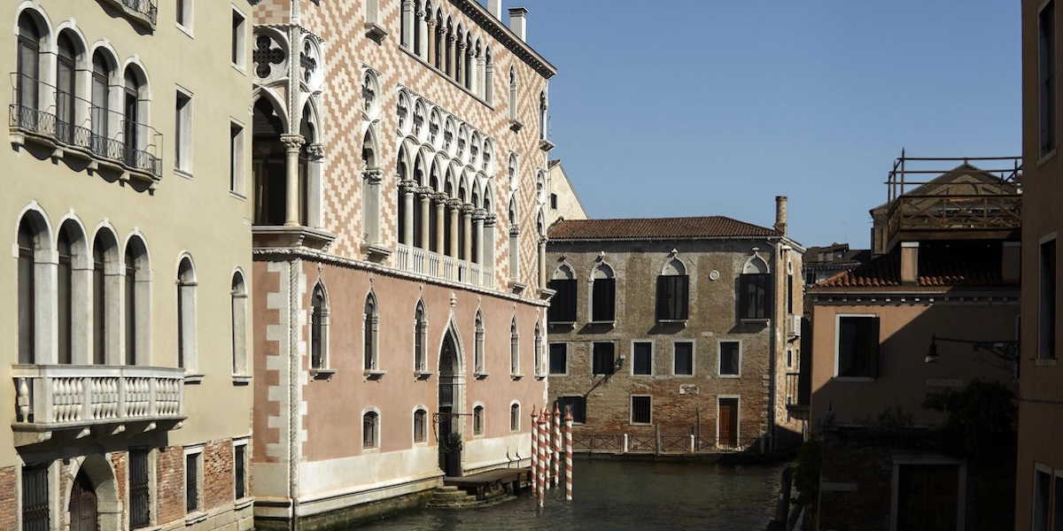 Orient Express har öppnat ett lyxpalats i Venedig.