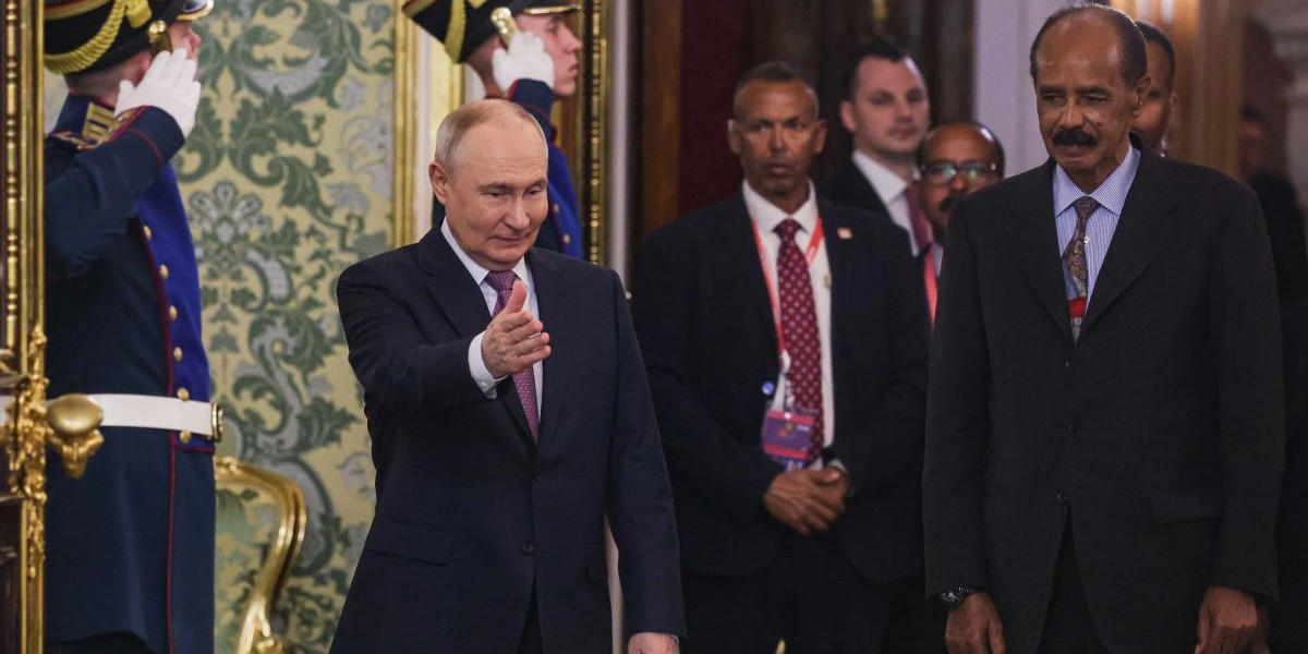 Putin pekar med hela handen, men väst kan ge Ryssland det bästa svaret genom att markera via ett större stöd till Ukraina.