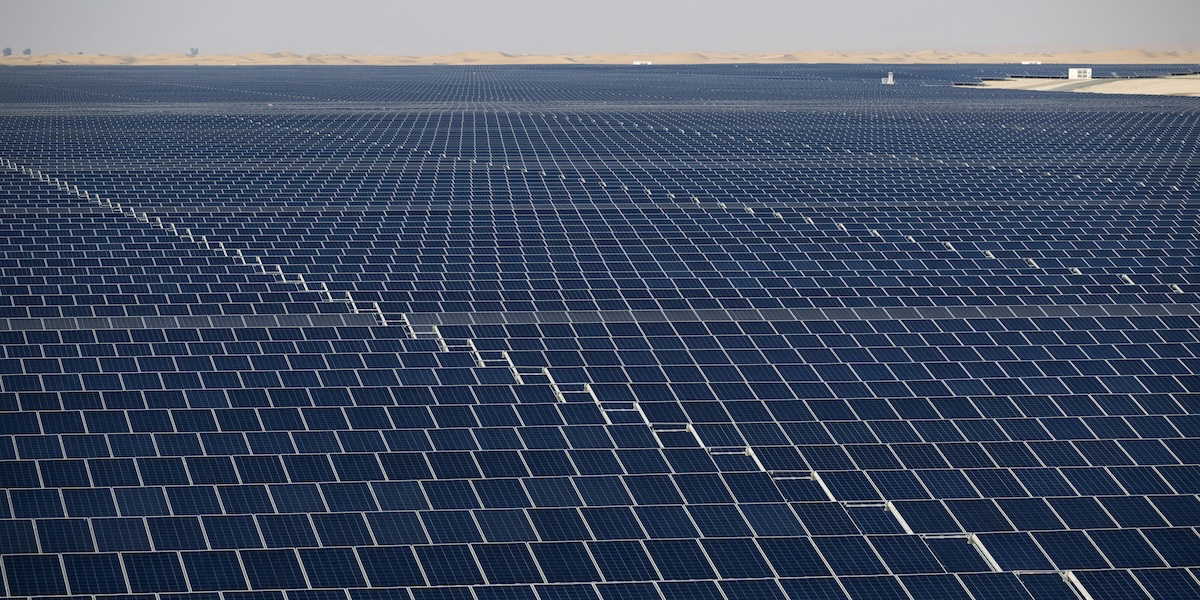 Det är framför allt solenergi som driver världens omställning.