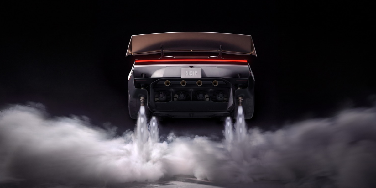 Tesla Roadster bakifrån, någon meter över marken.